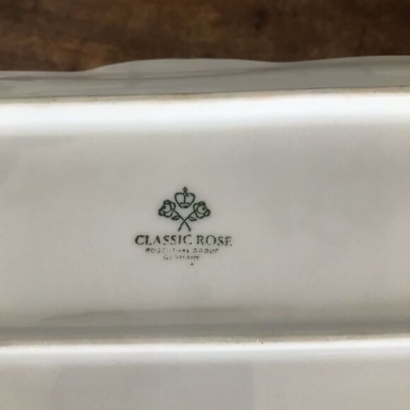 vintage French style scalloped dresser tray - Picture 3 of 5